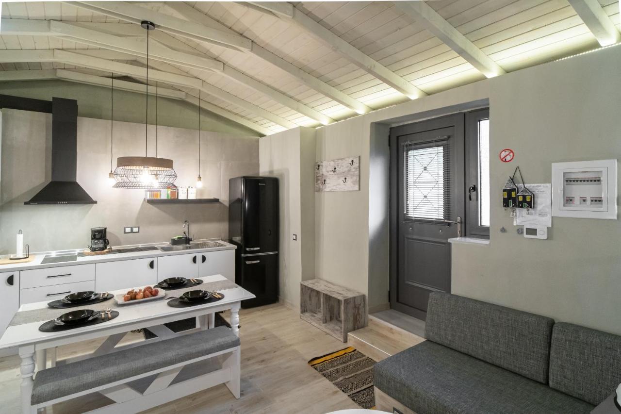 Vaya'S Cottage 5Km Ευθεία Από Κέντρο Τρικάλων Tríkala Exteriör bild