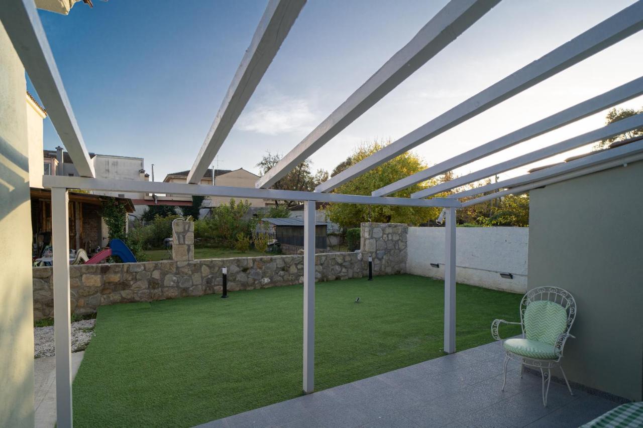 Vaya'S Cottage 5Km Ευθεία Από Κέντρο Τρικάλων Tríkala Exteriör bild